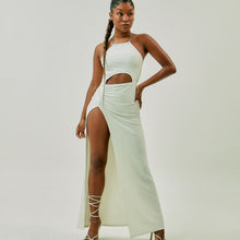 Carregar imagem no visualizador da galeria, Vestido Longo Capri Branco com fios  Prata
