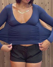 Carregar e reproduzir vídeo no visualizador da galeria, Blusa Kira
