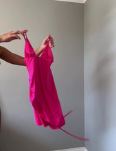 Carregar e reproduzir vídeo no visualizador da galeria, Vestido Kali
